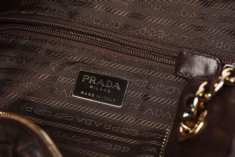 prada borsa testa di leone